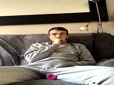 jaycoy22 online show from January 7, 1:49 pm