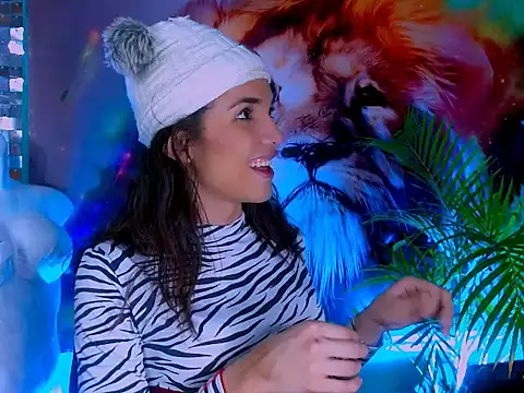 Snapshot of Cristal_Gem1 chatting on September 28, 12:06 am Cristal Gem1 online show from September 28, 12:06 am
