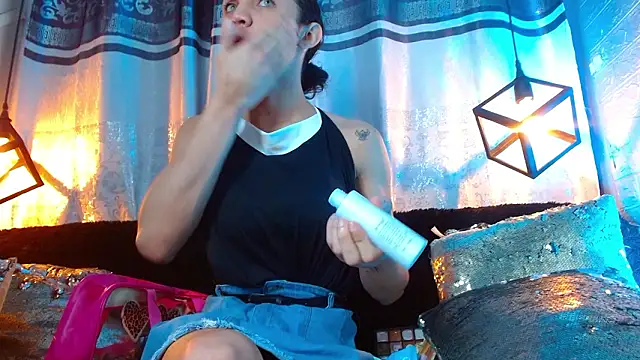 Cristal Gem1 online show from February 5, 11:50 am