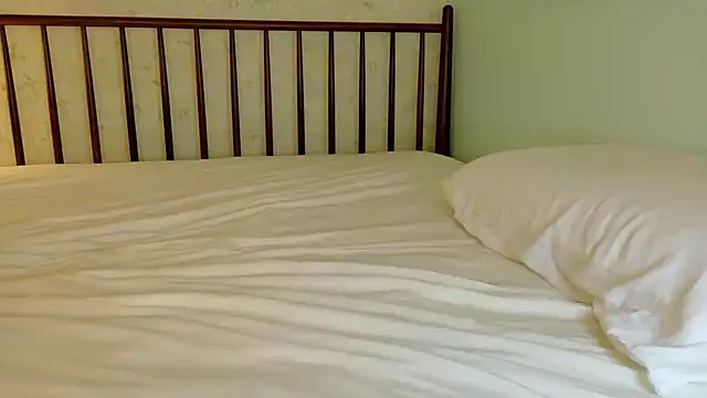 sicklitgirl online show from October 3, 4:19 pm