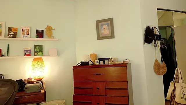 Snapshot of sicklitgirl chatting on November 6, 4:22 pm sicklitgirl online show from November 6, 4:22 pm