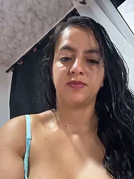 salo-rousee online show from April 12, 11:02 am