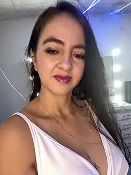 salo-rousee online show from November 22, 4:50 pm