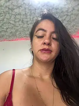 Snapshot of salo-rousee chatting on July 10, 10:15 am salo-rousee online show from July 10, 10:15 am