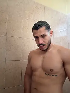 Snapshot of Darg98 chatting on October 7, 10:22 pm Darg98 online show from October 7, 10:22 pm