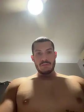 Snapshot of Darg98 chatting on October 30, 7:33 pm Darg98 online show from October 30, 7:33 pm