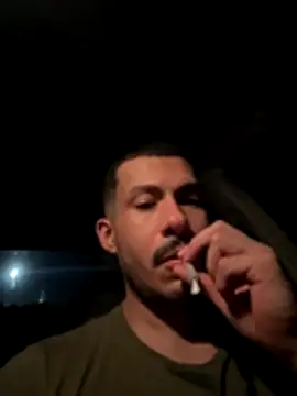 Snapshot of Darg98 chatting on November 4, 9:35 am Darg98 online show from November 4, 9:35 am