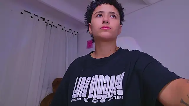 LiaaMoretzz online show from February 9, 5:05 am