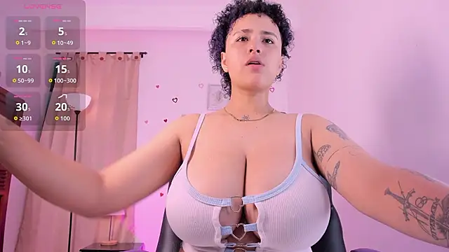 LiaaMoretzz online show from March 28, 8:59 am