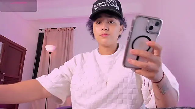 LiaaMoretzz online show from January 17, 4:05 am