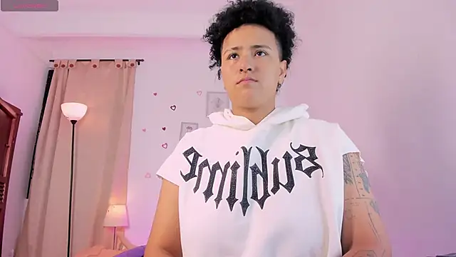 LiaaMoretzz online show from April 19, 2:56 am