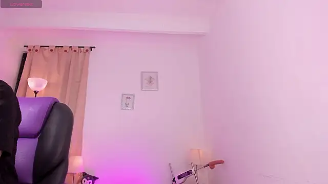 LiaaMoretzz online show from February 13, 4:01 am