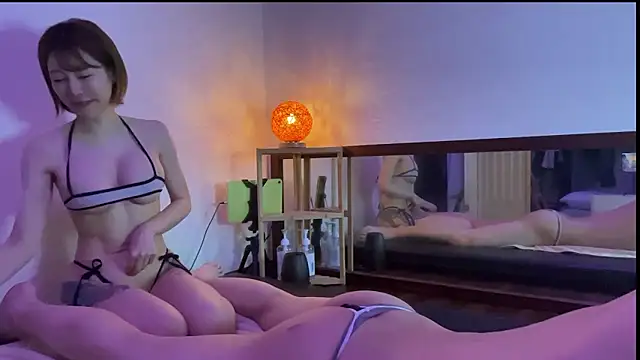 reikaMassage online show from April 14, 2:00 pm