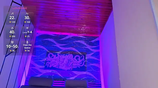 oliver mr  online show from April 13, 7:18 pm