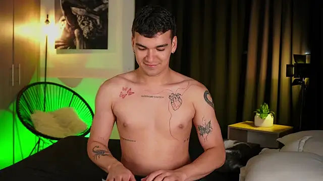 EROS AND ALAN online show from March 25, 3:50 am