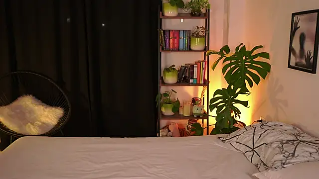 EROS AND ALAN online show from October 1, 3:55 am