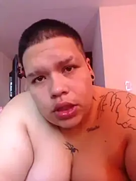 Yulian bigclit7 online show from April 3, 2:45 pm