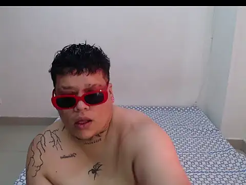 Yulian bigclit7 online show from December 18, 4:11 pm