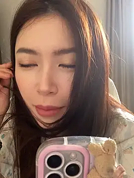 Snapshot of MoLi0066 chatting on March 4, 8:22 am MoLi0066 online show from March 4, 8:22 am