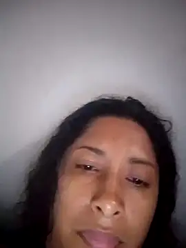 Snapshot of anitotori chatting on December 14, 4:45 pm anitotori online show from December 14, 4:45 pm