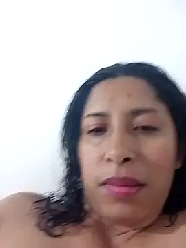 Snapshot of anitotori chatting on November 28, 9:48 pm anitotori online show from November 28, 9:48 pm