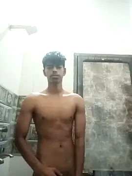 Snapshot of monster_33 chatting on May 15, 4:43 am monster 33 online show from May 15, 4:43 am