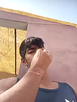 monster 33 online show from November 15, 6:50 am