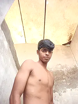 monster 33 online show from October 28, 4:35 am