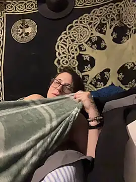 Harleesinn online show from December 1, 8:26 am