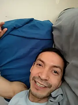 Camilo6too online show from December 19, 8:00 pm