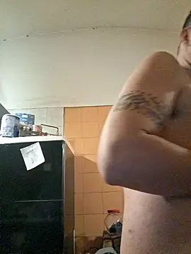 strangerwild online show from October 27, 9:49 pm