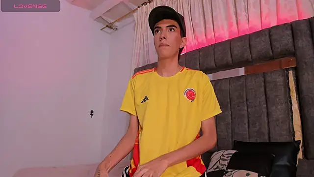 dylan 202520  online show from October 11, 11:50 pm