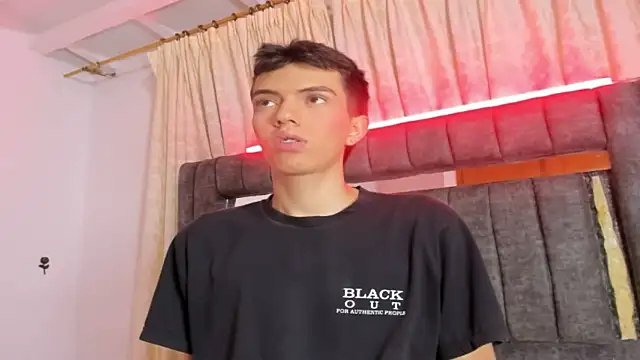 dylan 202520  online show from October 7, 11:33 am