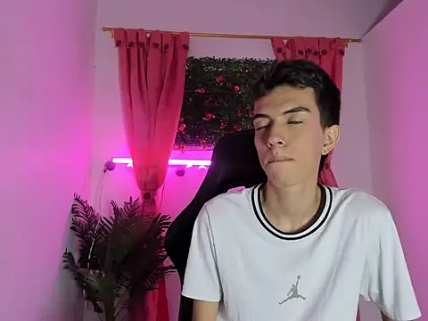 dylan 202520  online show from September 17, 11:23 am