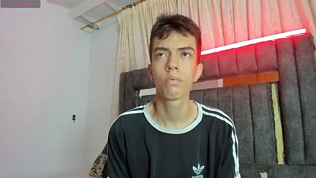 dylan 202520  online show from October 13, 11:45 am