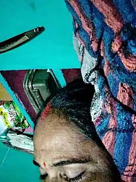 Pooja750 online show from November 3, 4:43 pm