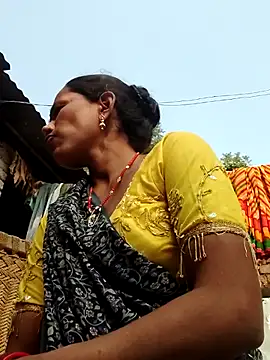 Pooja750 online show from November 25, 7:52 am