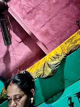 Pooja750 online show from November 4, 6:44 pm