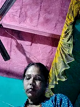 Pooja750 online show from December 2, 5:58 pm