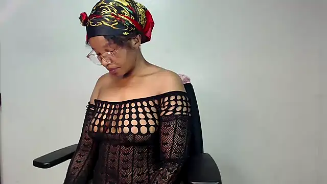 GingerGlow94 online show from December 16, 9:13 am