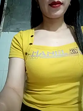 Snapshot of Vyvyy06 chatting on October 21, 12:04 pm Vyvyy06 online show from October 21, 12:04 pm