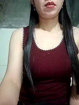 Snapshot of Vyvyy06 chatting on October 24, 11:04 pm Vyvyy06 online show from October 24, 11:04 pm