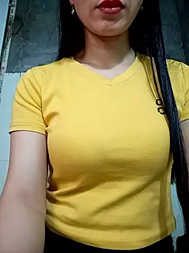 Snapshot of Vyvyy06 chatting on November 29, 12:55 am Vyvyy06 online show from November 29, 12:55 am