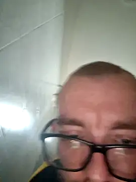 948197 online show from December 5, 12:15 pm