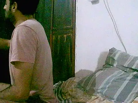 Snapshot of Deivid32t chatting on November 7, 12:15 am Deivid32t online show from November 7, 12:15 am