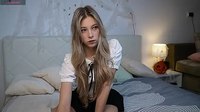 KaeliaScorch online show from October 30, 12:03 pm