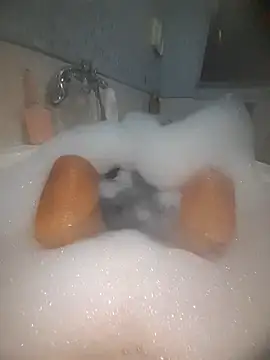 gigilola84 online show from November 14, 4:54 pm