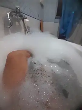 gigilola84 online show from November 1, 6:46 pm