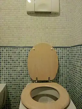 gigilola84 online show from November 9, 5:11 am