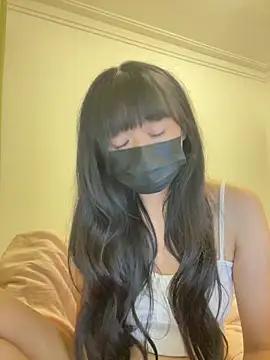 Minnie-2025 online show from September 24, 4:46 pm